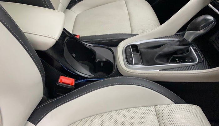 2022 MG ASTOR SAVVY 1.5 CVT, Petrol, Automatic, 13,163 km, Gear Lever