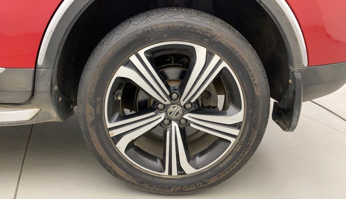 2022 MG ASTOR SAVVY 1.5 CVT, Petrol, Automatic, 13,163 km, Left Rear Wheel