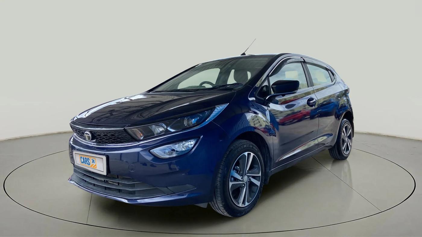 2024 Tata ALTROZ XZ PETROL, Petrol, Manual, 10,222 km, Left Front Diagonal