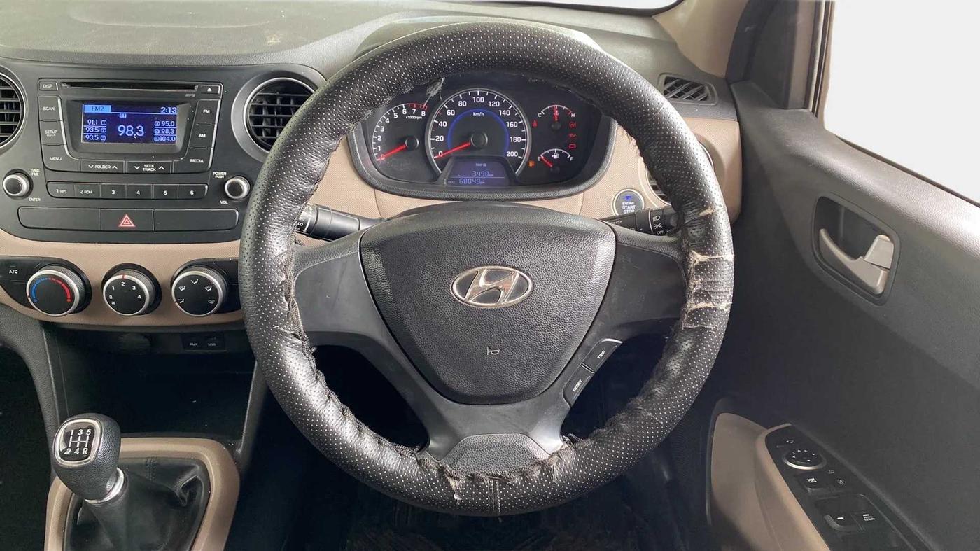 2013 Hyundai Grand i10 SPORTZ 1.2 KAPPA VTVT, Petrol, Manual, 68,155 km, Steering Wheel Close Up