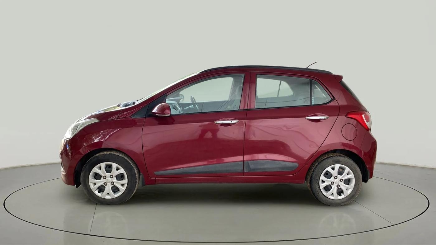2013 Hyundai Grand i10 SPORTZ 1.2 KAPPA VTVT, Petrol, Manual, 68,155 km, Left Side