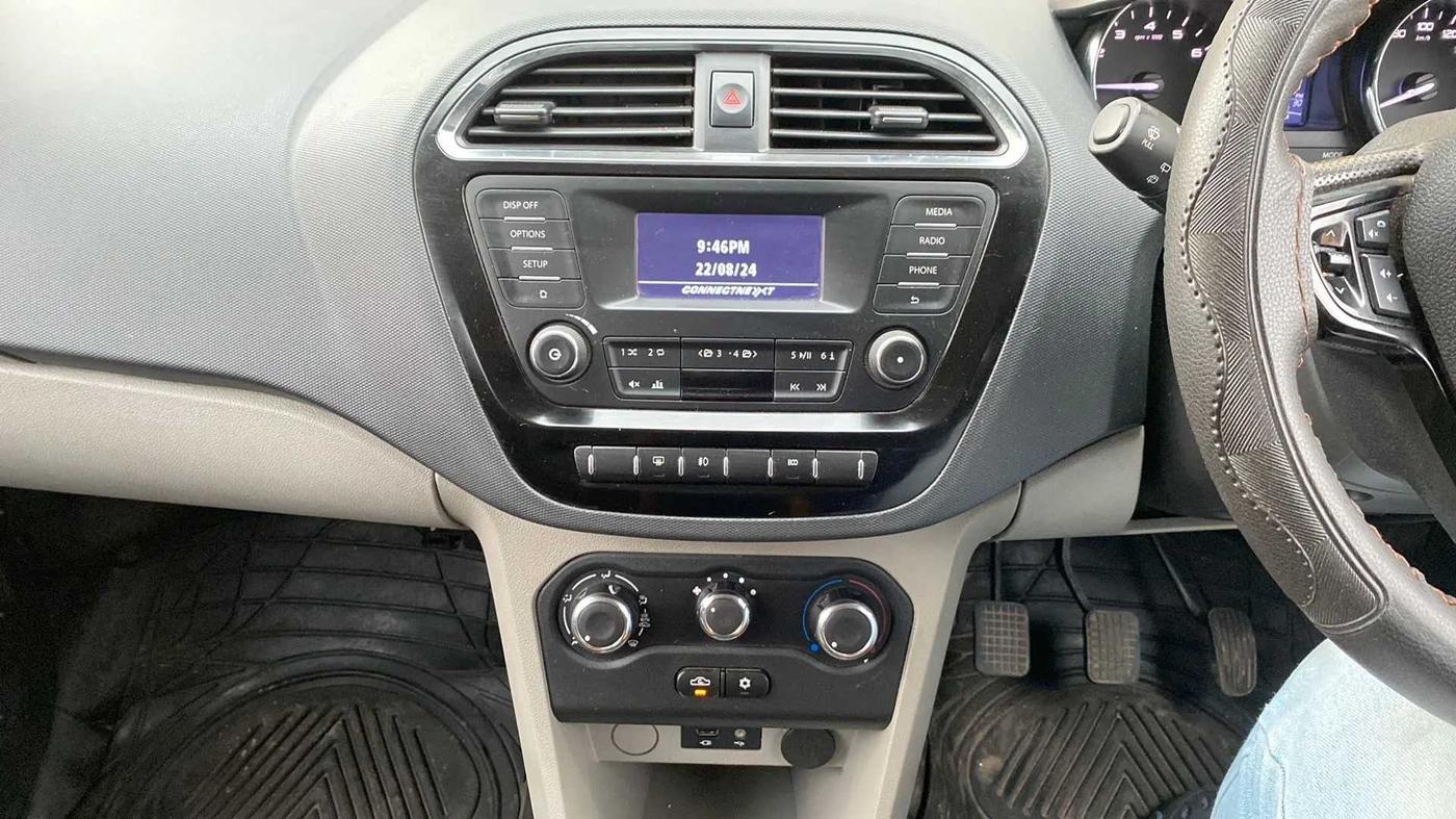 2017 Tata Tiago XZ PETROL, Petrol, Manual, 34,970 km, Air Conditioner