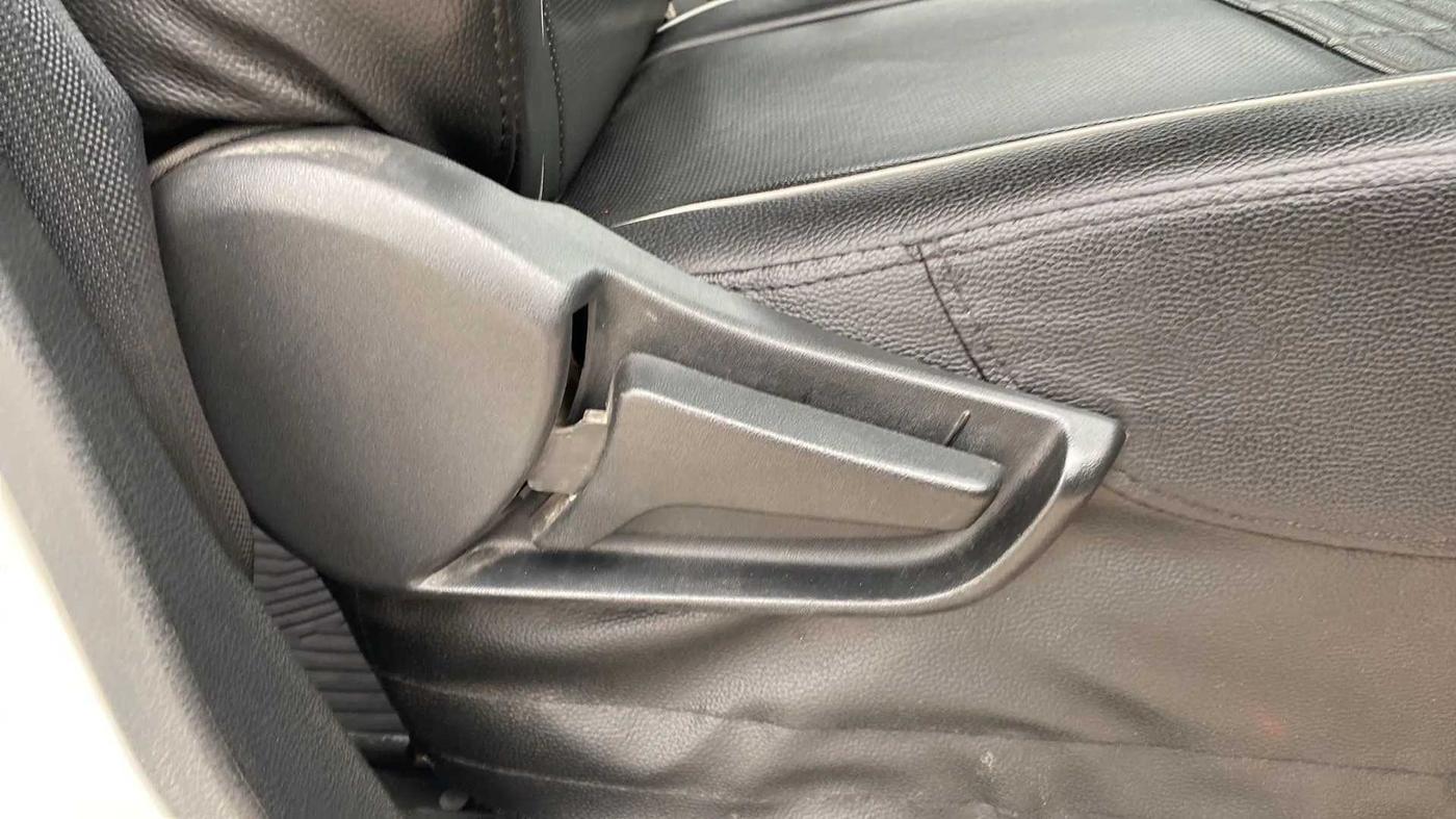 2020 Maruti S PRESSO VXI+, Petrol, Manual, 21,564 km, Driver Side Adjustment Panel
