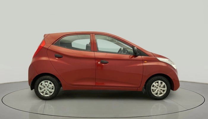 2013 Hyundai Eon D-LITE+, Petrol, Manual, 33,546 km, Right Side View