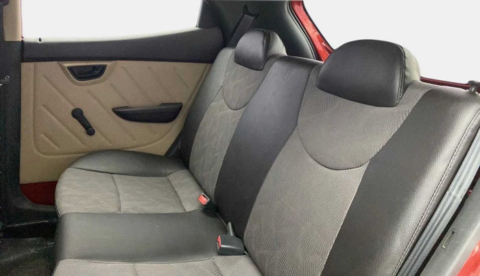 2013 Hyundai Eon D-LITE+, Petrol, Manual, 33,546 km, Right Side Rear Door Cabin