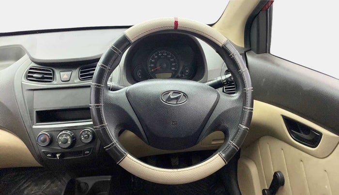 2013 Hyundai Eon D-LITE+, Petrol, Manual, 33,546 km, Steering Wheel Close Up