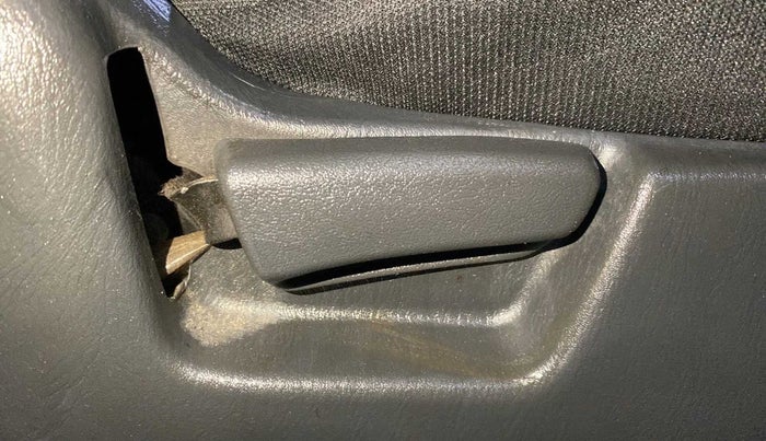 2015 Maruti Alto K10 VXI, Petrol, Manual, 66,646 km, Driver Side Adjustment Panel