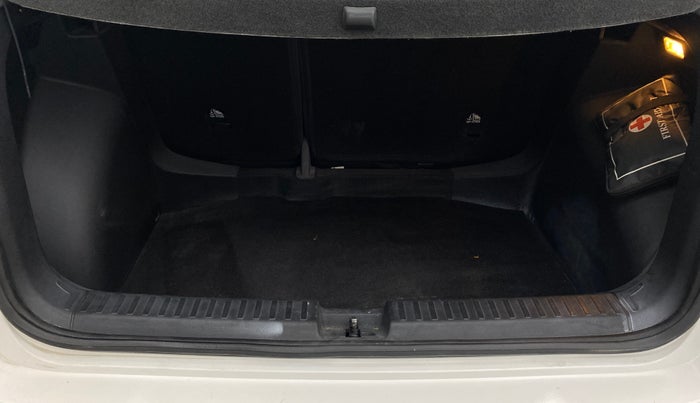 2022 Skoda KUSHAQ STYLE 1.0L TSI AT (6 AIRBAGS), Petrol, Automatic, 24,434 km, Boot Inside