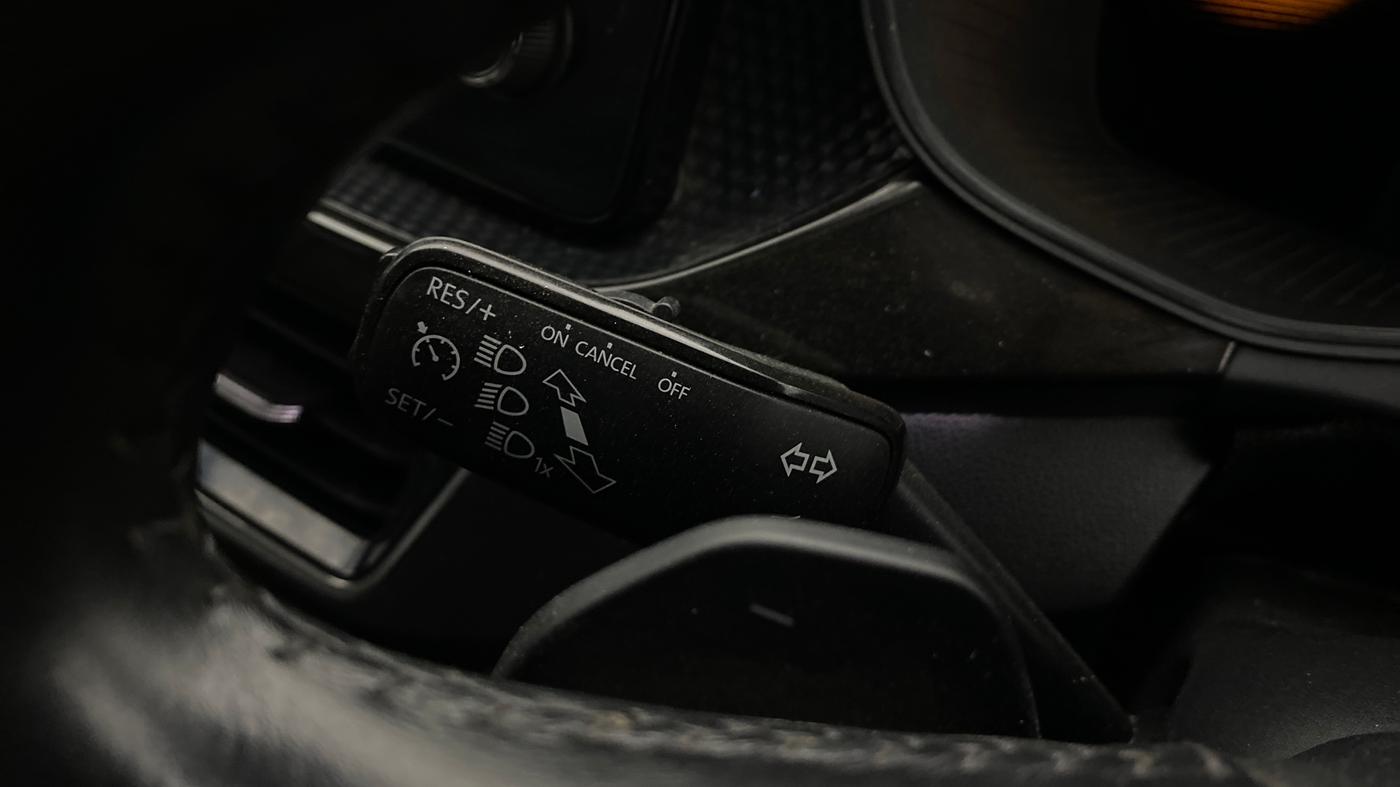 2022 Skoda KUSHAQ STYLE 1.0L TSI AT (6 AIRBAGS), Petrol, Automatic, 24,469 km, Adaptive Cruise Control