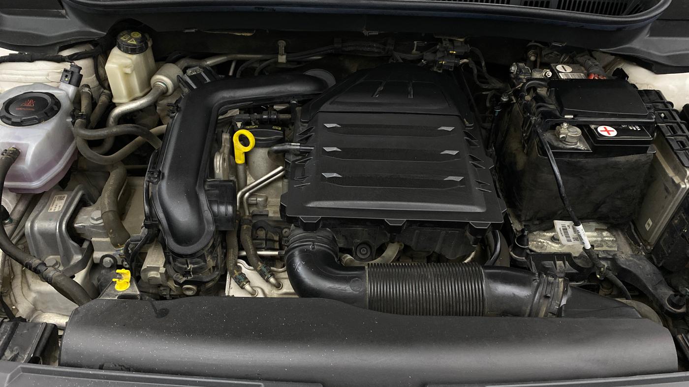 2022 Skoda KUSHAQ STYLE 1.0L TSI AT (6 AIRBAGS), Petrol, Automatic, 24,469 km, Engine View