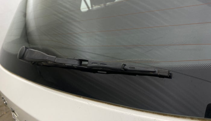 2022 Skoda KUSHAQ STYLE 1.0L TSI AT (6 AIRBAGS), Petrol, Automatic, 24,434 km, Rear Wiper
