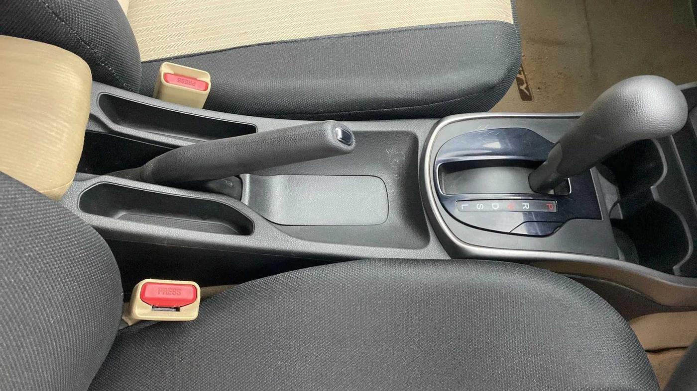 2014 Honda City 1.5L I-VTEC SV CVT, Petrol, Automatic, 74,783 km, Gear Lever