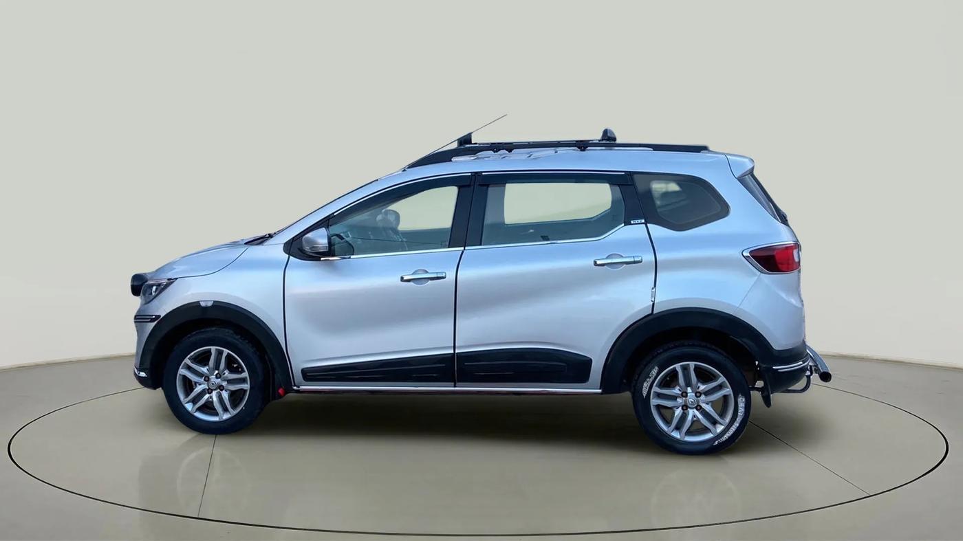 2019 Renault TRIBER RXZ, Petrol, Manual, 67,965 km, Left Side