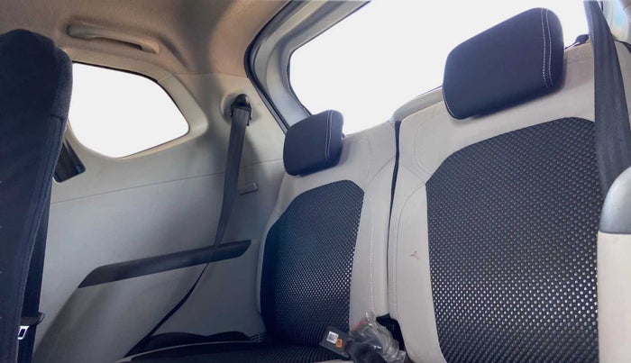 2019 Renault TRIBER RXZ, Petrol, Manual, 67,965 km, Third Seat Row ( optional )