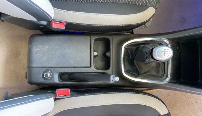 2019 Renault TRIBER RXZ, Petrol, Manual, 67,965 km, Gear Lever