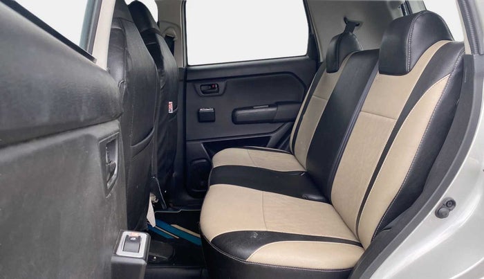 2019 Maruti New Wagon-R LXI CNG 1.0, CNG, Manual, 1,05,410 km, Right Side Rear Door Cabin