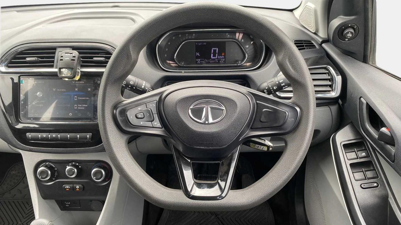 2020 Tata Tiago XZA PETROL, Petrol, Automatic, 12,658 km, Steering Wheel Close Up
