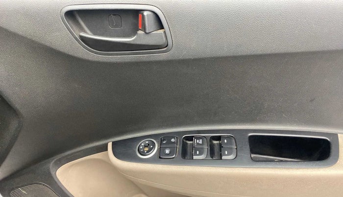 2015 Hyundai Grand i10 MAGNA 1.2 KAPPA VTVT, Petrol, Manual, 76,382 km, Driver Side Door Panels Control