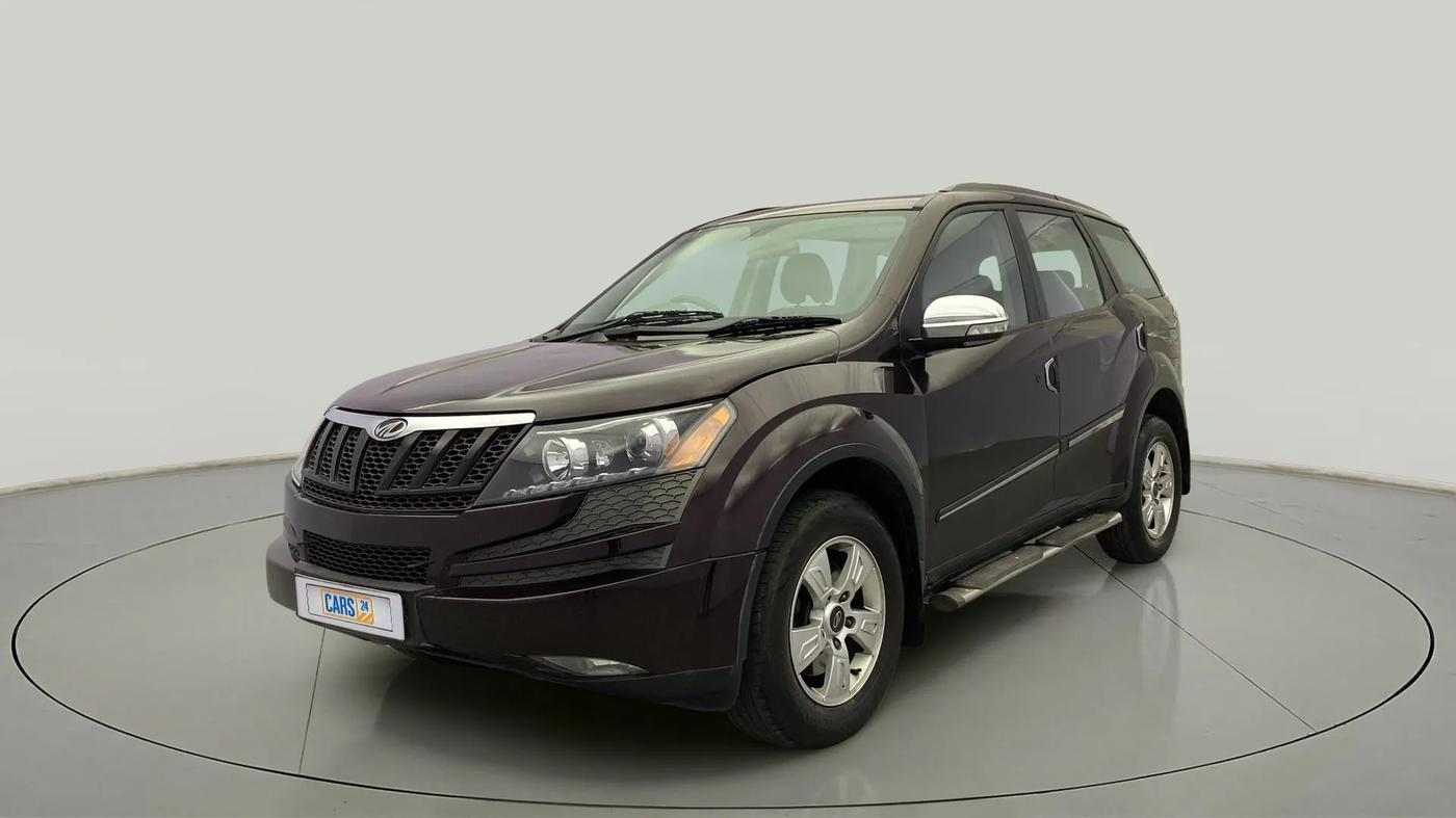 2015 Mahindra XUV500 W8, Diesel, Manual, 86,657 km, Left Front Diagonal