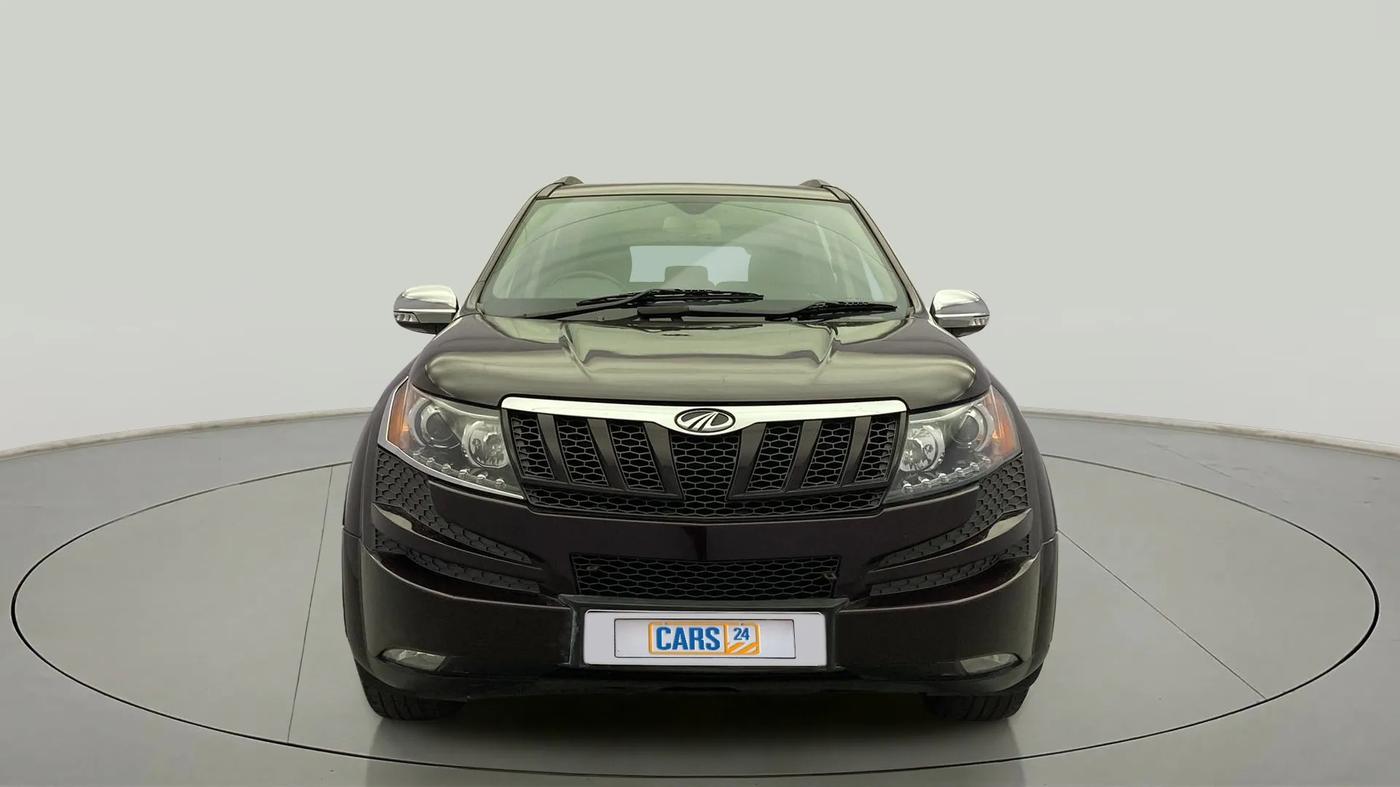 2015 Mahindra XUV500 W8, Diesel, Manual, 86,657 km, Front