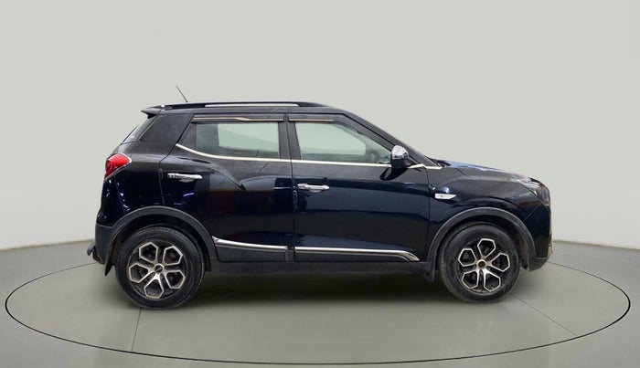 2020 Mahindra XUV300 W6 1.5 DIESEL, Diesel, Manual, 79,589 km, Right Side View
