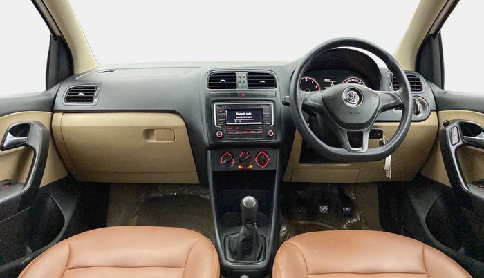 2016 Volkswagen Ameo COMFORTLINE 1.2L, Petrol, Manual, 60,163 km, Dashboard