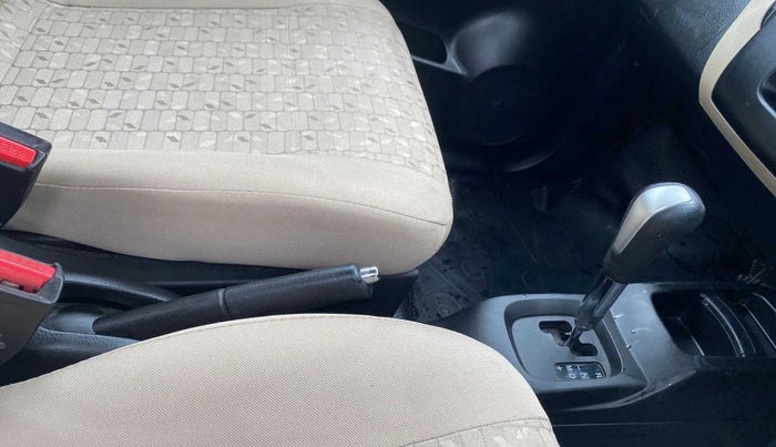 2017 Maruti Wagon R 1.0 VXI (O) AMT, CNG, Automatic, 79,023 km, Gear Lever