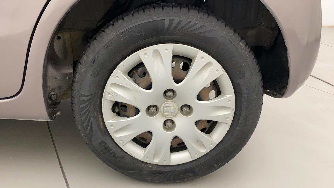 2013 Honda Brio S MT, Petrol, Manual, 37,641 km, Left Rear Wheel