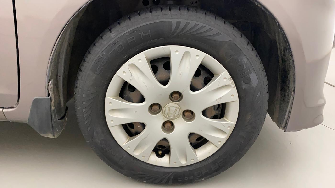 2013 Honda Brio S MT, Petrol, Manual, 37,641 km, Right Front Wheel