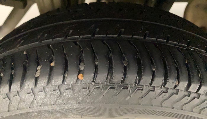 2017 Maruti Alto K10 VXI (O) AMT, Petrol, Automatic, 43,094 km, Right Rear Tyre Tread