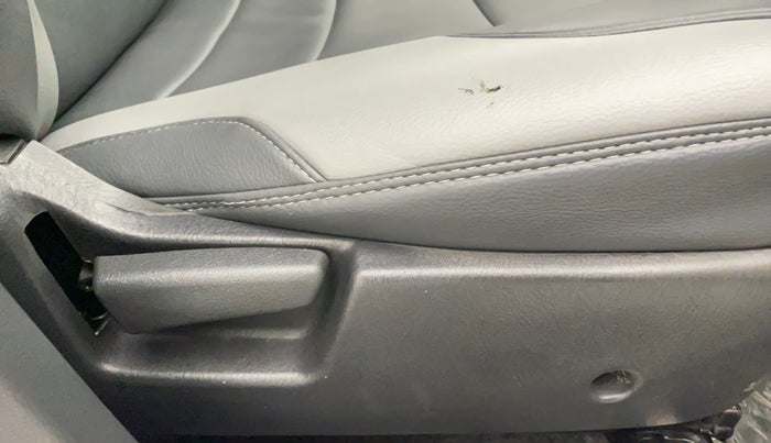 2017 Maruti Alto K10 VXI (O) AMT, Petrol, Automatic, 43,094 km, Driver Side Adjustment Panel