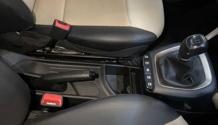 2020 Hyundai NEW SANTRO SPORTZ MT, Petrol, Manual, 27,840 km, Gear Lever