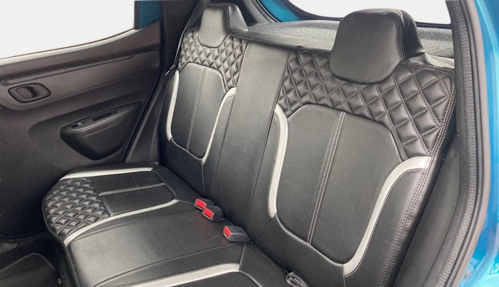 2021 Renault Kwid RXT 1.0 AMT (O), Petrol, Automatic, 4,948 km, Right Side Rear Door Cabin