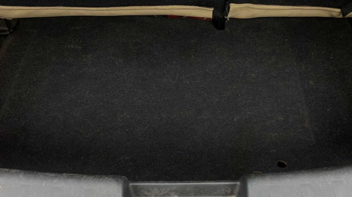 2015 Maruti Swift VXI, Petrol, Manual, 33,371 km, Boot Inside