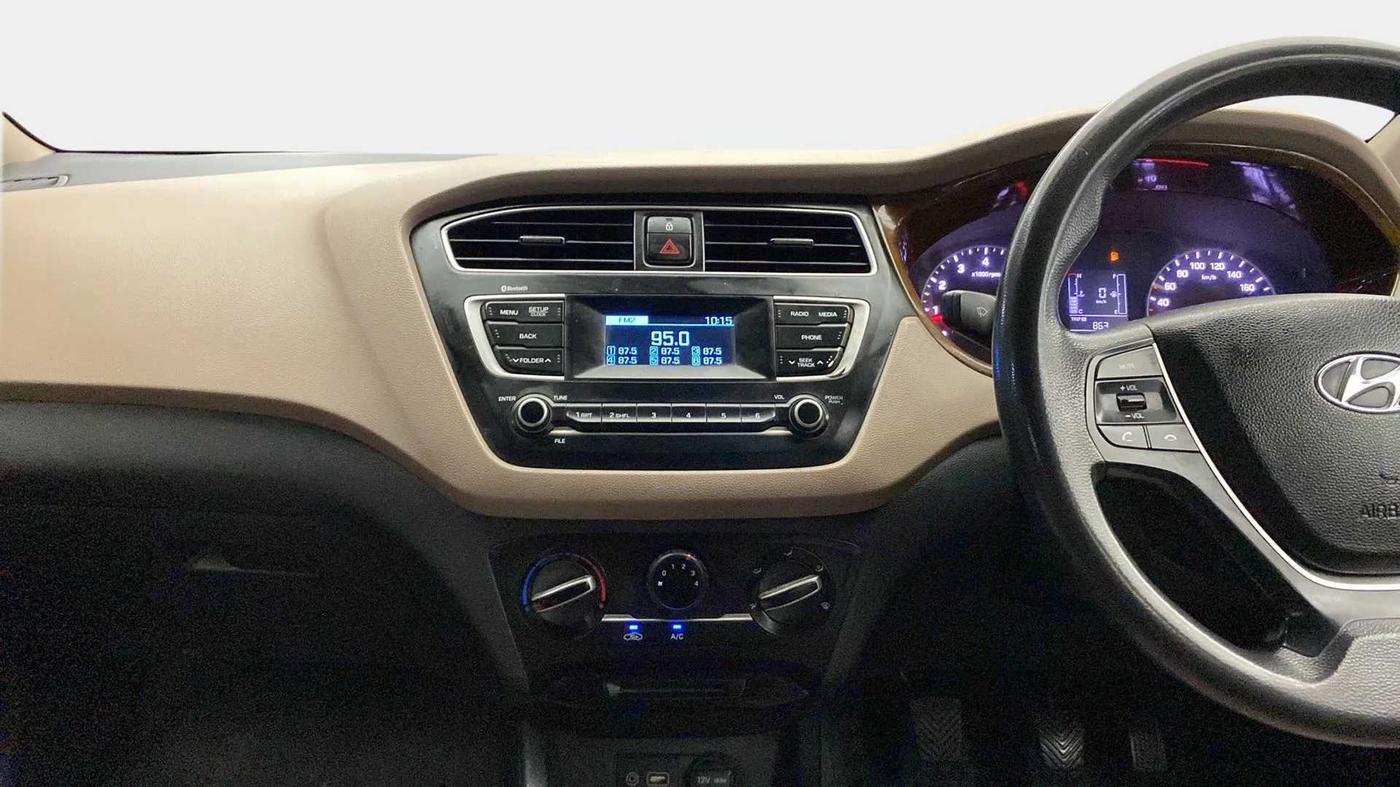 2019 Hyundai Elite i20 MAGNA PLUS 1.2, Petrol, Manual, 73,346 km, Air Conditioner