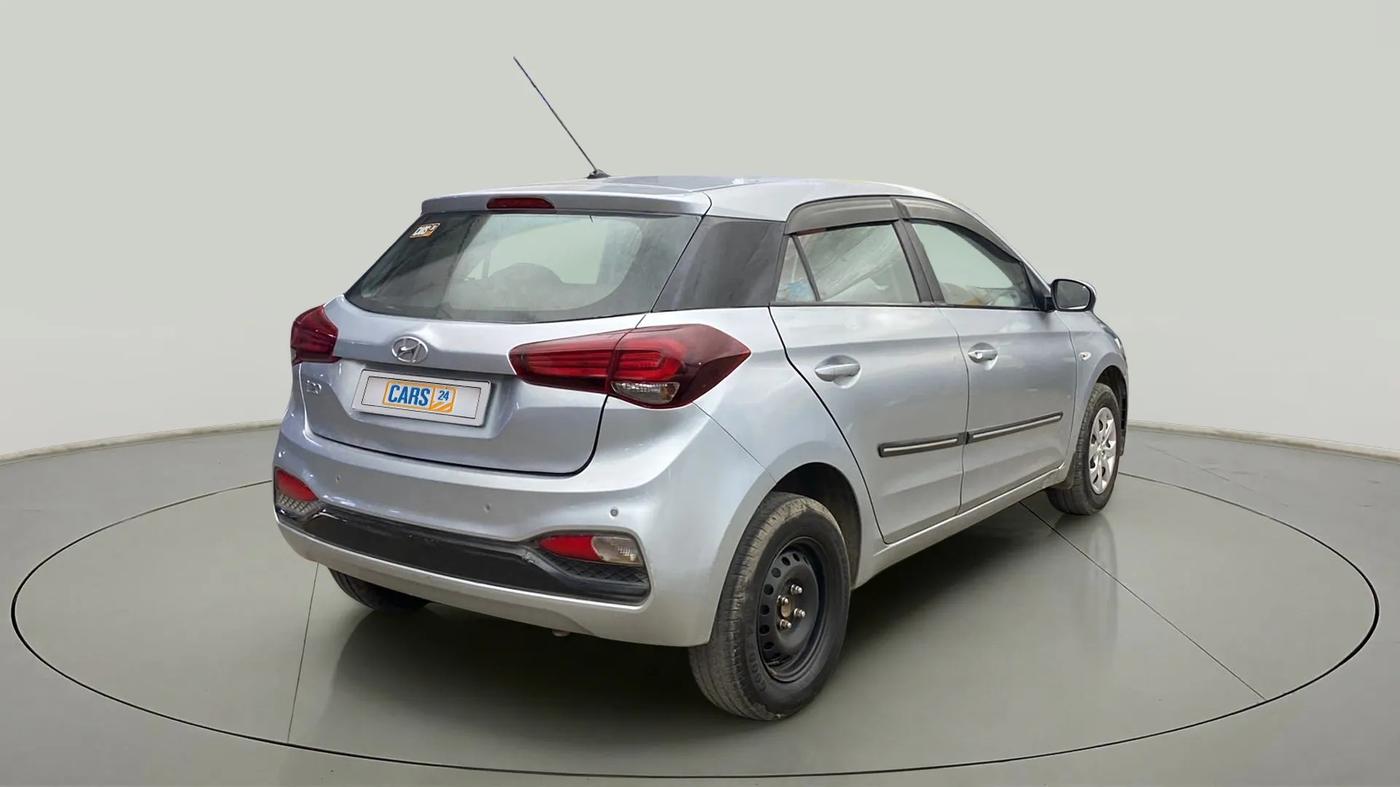 2019 Hyundai Elite i20 MAGNA PLUS 1.2, Petrol, Manual, 73,346 km, Right Back Diagonal