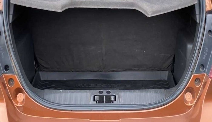 2018 Ford FREESTYLE TITANIUM 1.2 PETROL, Petrol, Manual, 56,228 km, Boot Inside