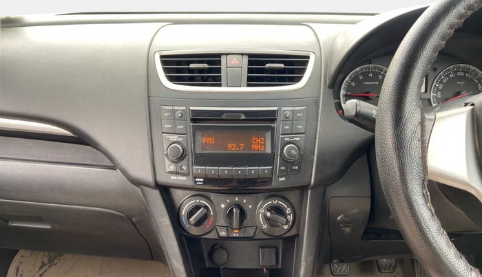 2017 Maruti Swift VXI, Petrol, Manual, 33,030 km, Air Conditioner