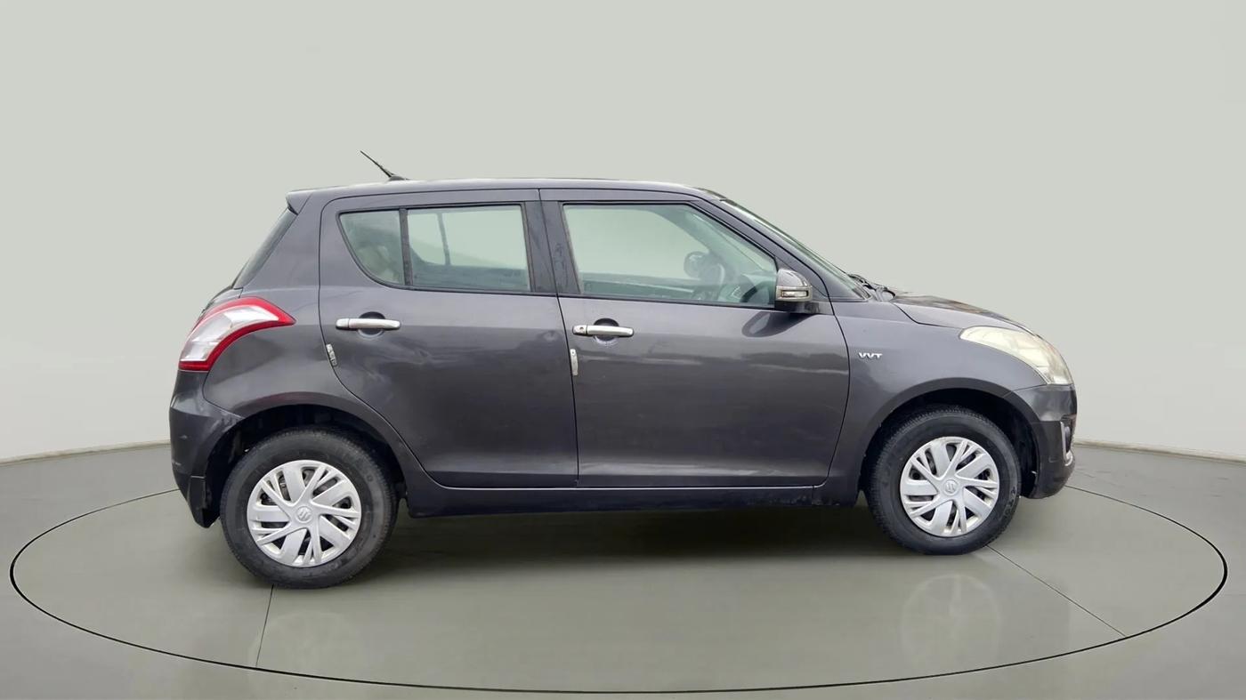 2017 Maruti Swift VXI, Petrol, Manual, 33,030 km, Right Side View