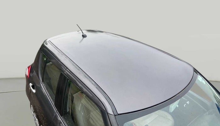 2017 Maruti Swift VXI, Petrol, Manual, 33,030 km, Roof