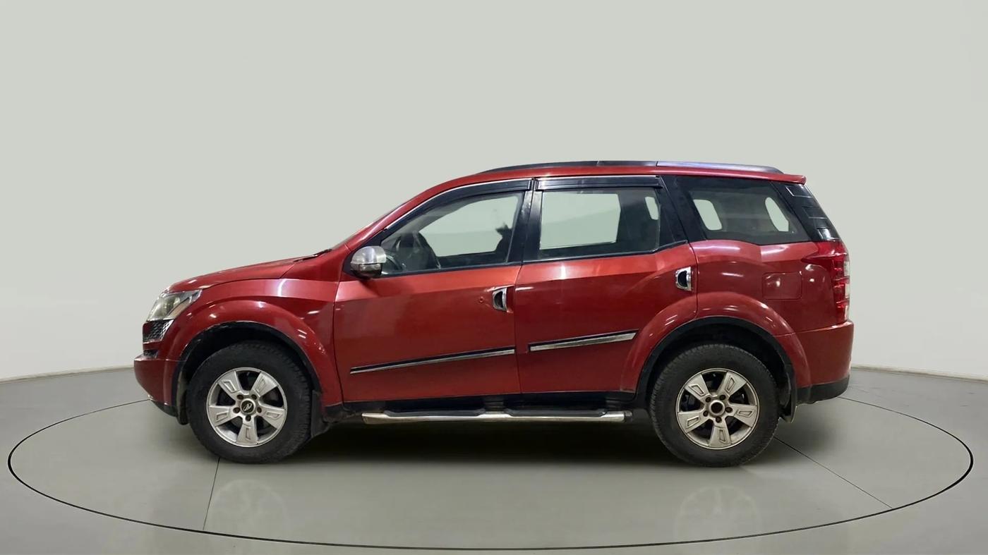 2014 Mahindra XUV500 W6, Diesel, Manual, 1,06,902 km, Left Side
