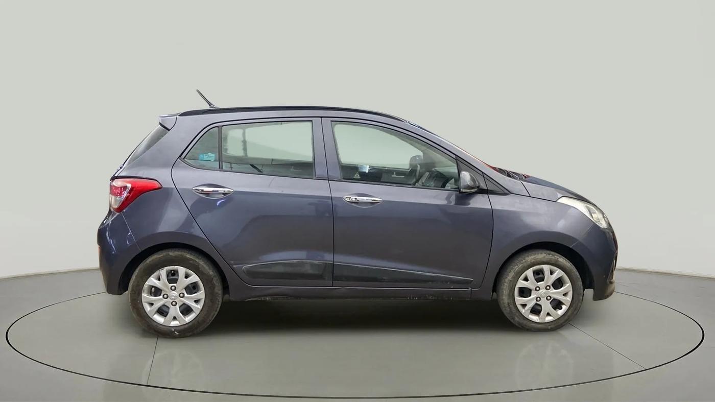 2014 Hyundai Grand i10 SPORTZ 1.2 KAPPA VTVT, Petrol, Manual, 93,906 km, Right Side View