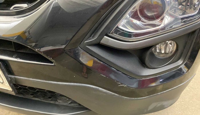 2019 Tata Harrier XT 2.0L KRYOTEC DARK EDITION, Diesel, Manual, 52,297 km, Front bumper - Minor scratches