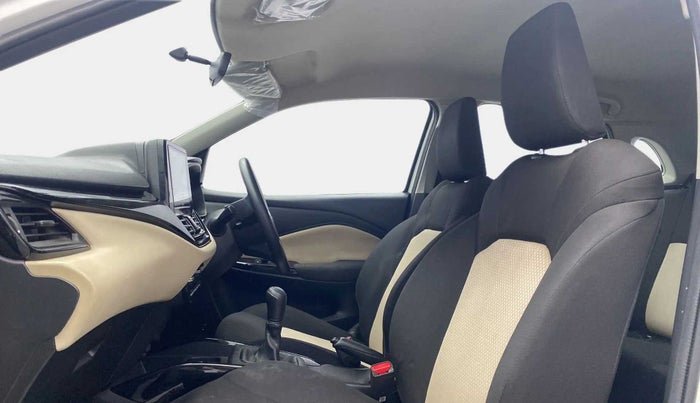 2022 Toyota Glanza E, Petrol, Manual, 17,969 km, Right Side Front Door Cabin