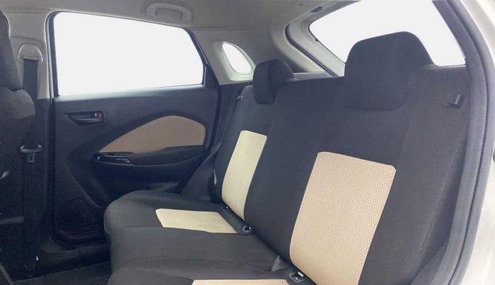 2022 Toyota Glanza E, Petrol, Manual, 17,969 km, Right Side Rear Door Cabin