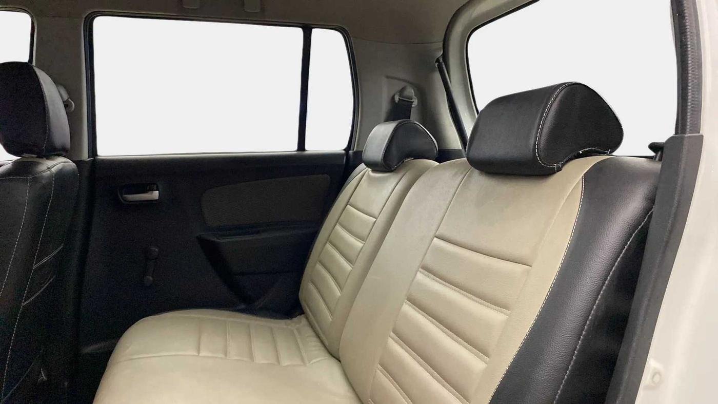 2013 Maruti Wagon R 1.0 LXI, Petrol, Manual, 72,574 km, Right Side Rear Door Cabin