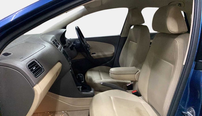 2018 Volkswagen Vento HIGHLINE 1.5 AT, Diesel, Automatic, 52,400 km, Right Side Front Door Cabin