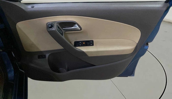2018 Volkswagen Vento HIGHLINE 1.5 AT, Diesel, Automatic, 52,400 km, Driver Side Door Panels Control