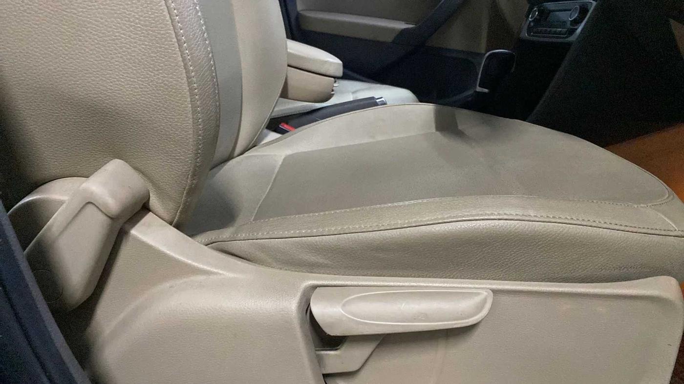 2018 Volkswagen Vento HIGHLINE 1.5 AT, Diesel, Automatic, 52,400 km, Driver Side Adjustment Panel