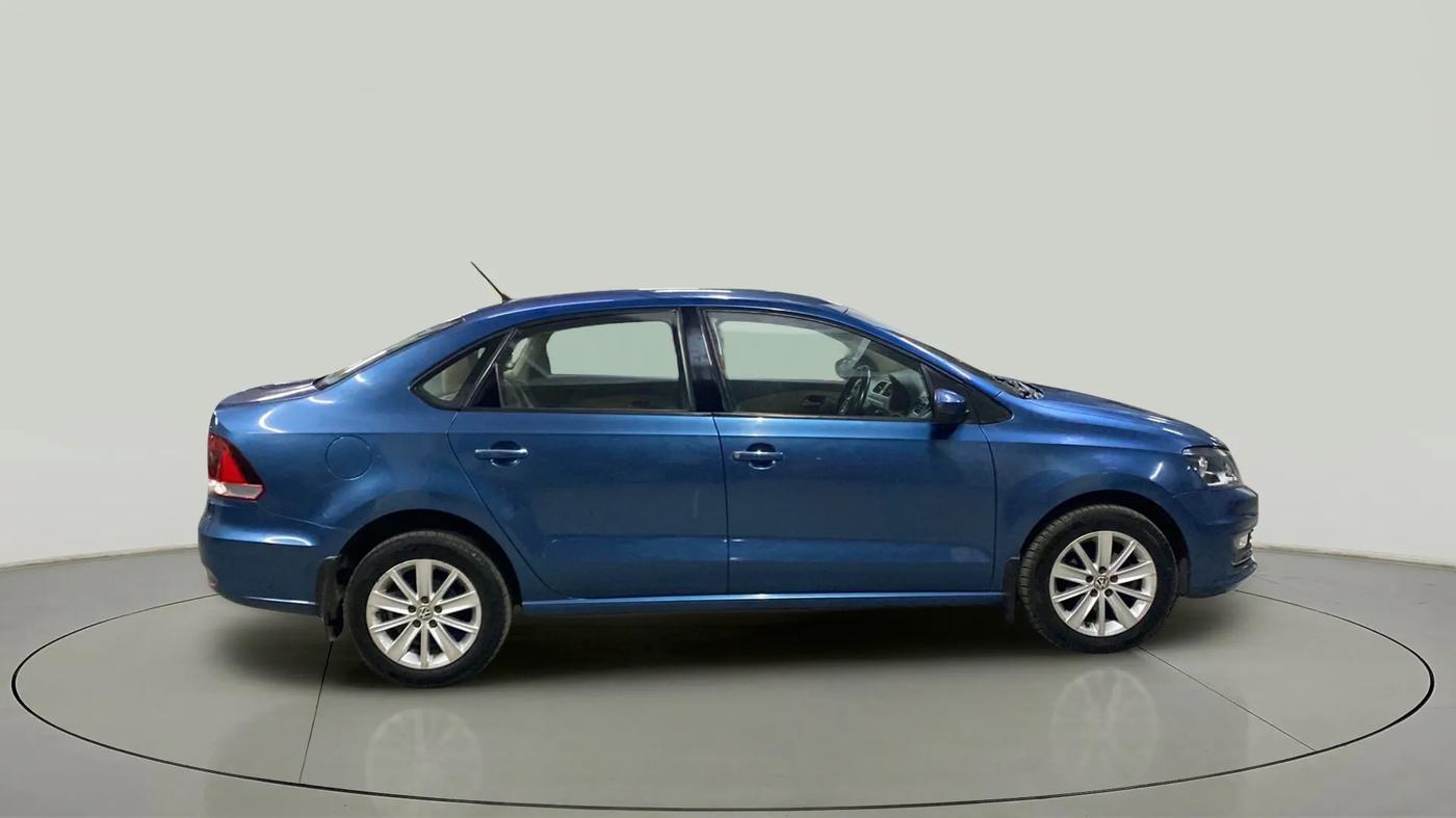 2018 Volkswagen Vento HIGHLINE 1.5 AT, Diesel, Automatic, 52,400 km, Right Side View